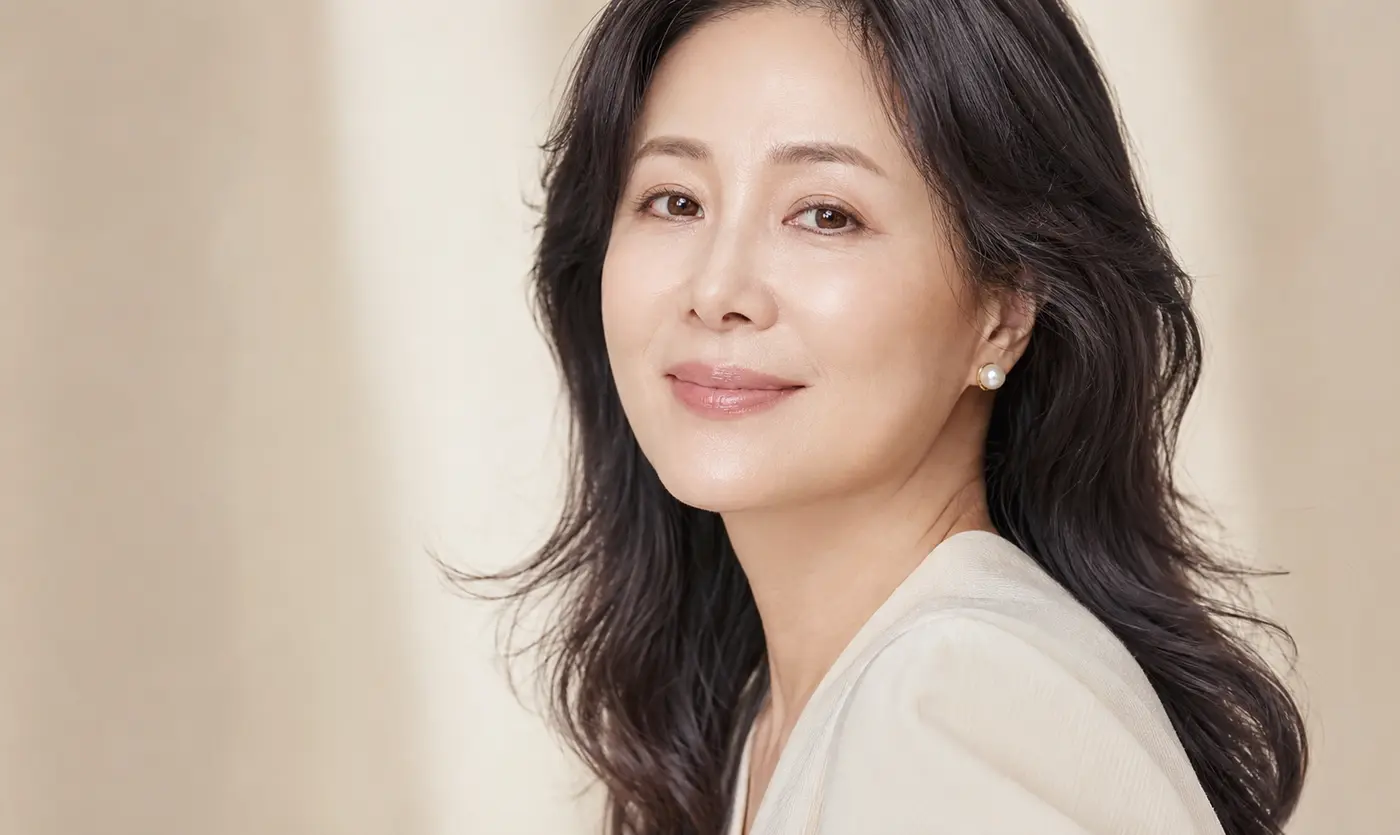 중년 눈성형 · 눈꺼풀, 눈 밑 지방, 눈썹 위치까지 함께 살펴보는 중년 눈성형